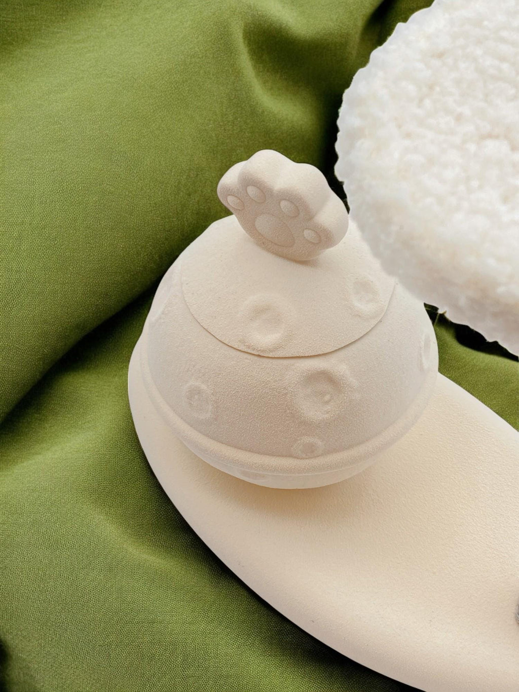 Eternal Moon Cat Urn | Handcrafted Ceramic Cat Tree–Inspired Memorial Sculpture